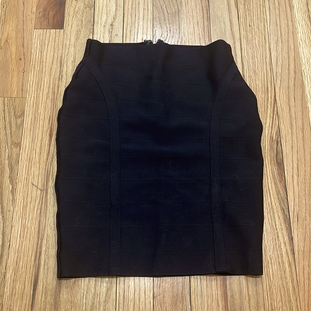 Guess skirt black